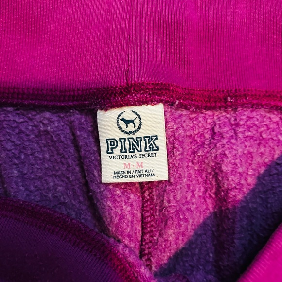 💜VINTAGE - VS PINK CROP JOGGERS💜 - Picture 3 of 4